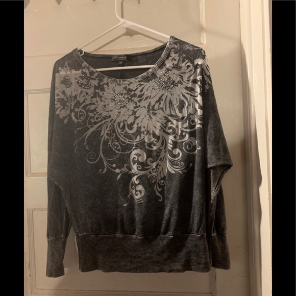 Gray mandee rhinestone top - Picture 2 of 4